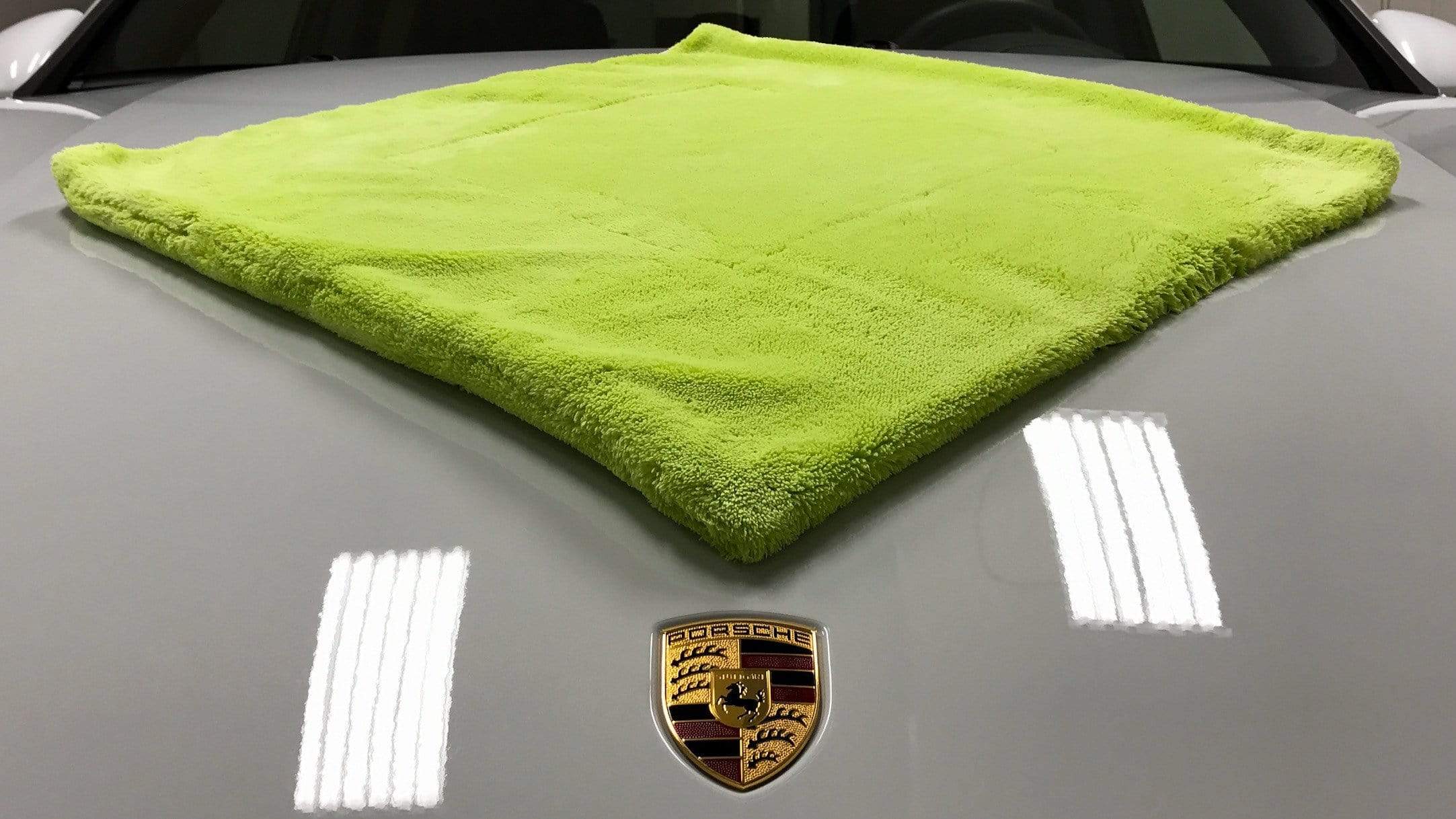 Autofiber Towel [Motherfluffer XL] Plush Microfiber Drying Towel (22 in. x 22 in., 1100 gsm) 1 pack